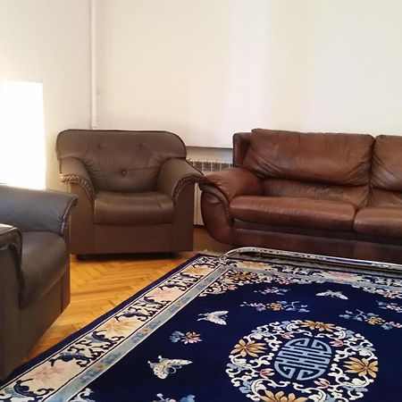 Apartment On Myasnikova 34 Минск Экстерьер фото