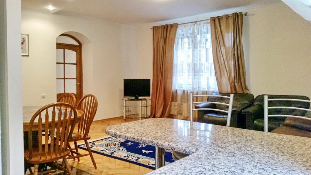 Apartment On Myasnikova 34 Минск Экстерьер фото