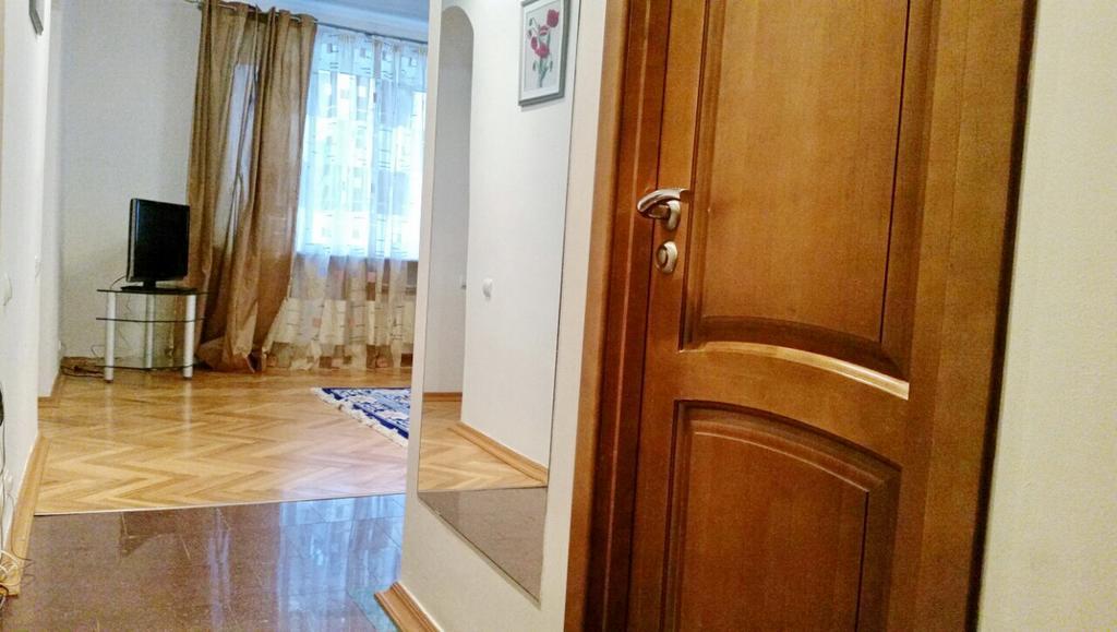 Apartment On Myasnikova 34 Минск Экстерьер фото
